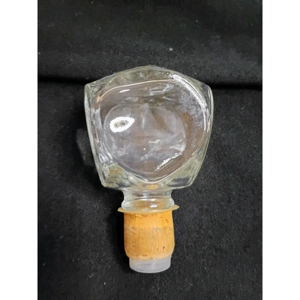 Clear Glass Decanter Bottle with Cork Stopper and‎ Unique Geometric Design